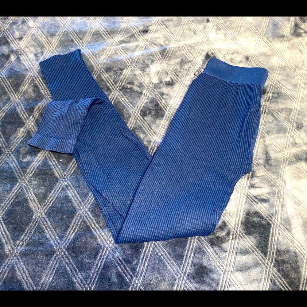 New Nikibiki Leggings One Size